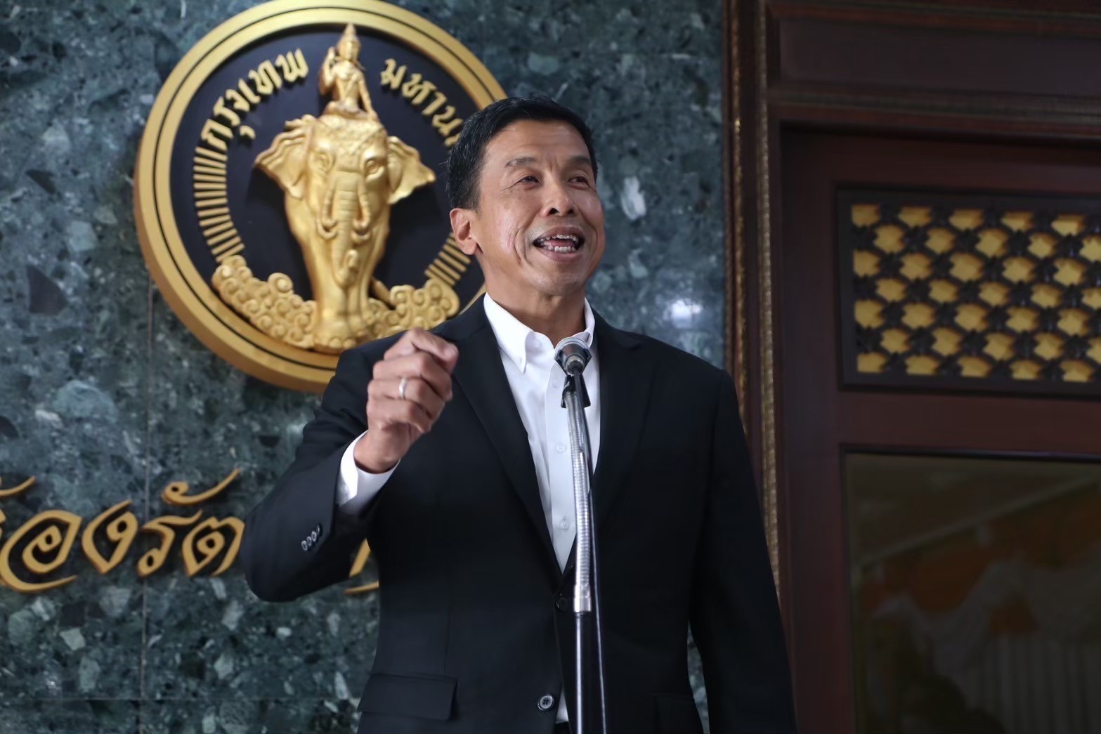 "ชัชชาติ" ตั้งเป้า 1 ปีที่เหลือ เน้นนโยบายการศึกษา-สาธารณสุข เป็นรูปธรรม