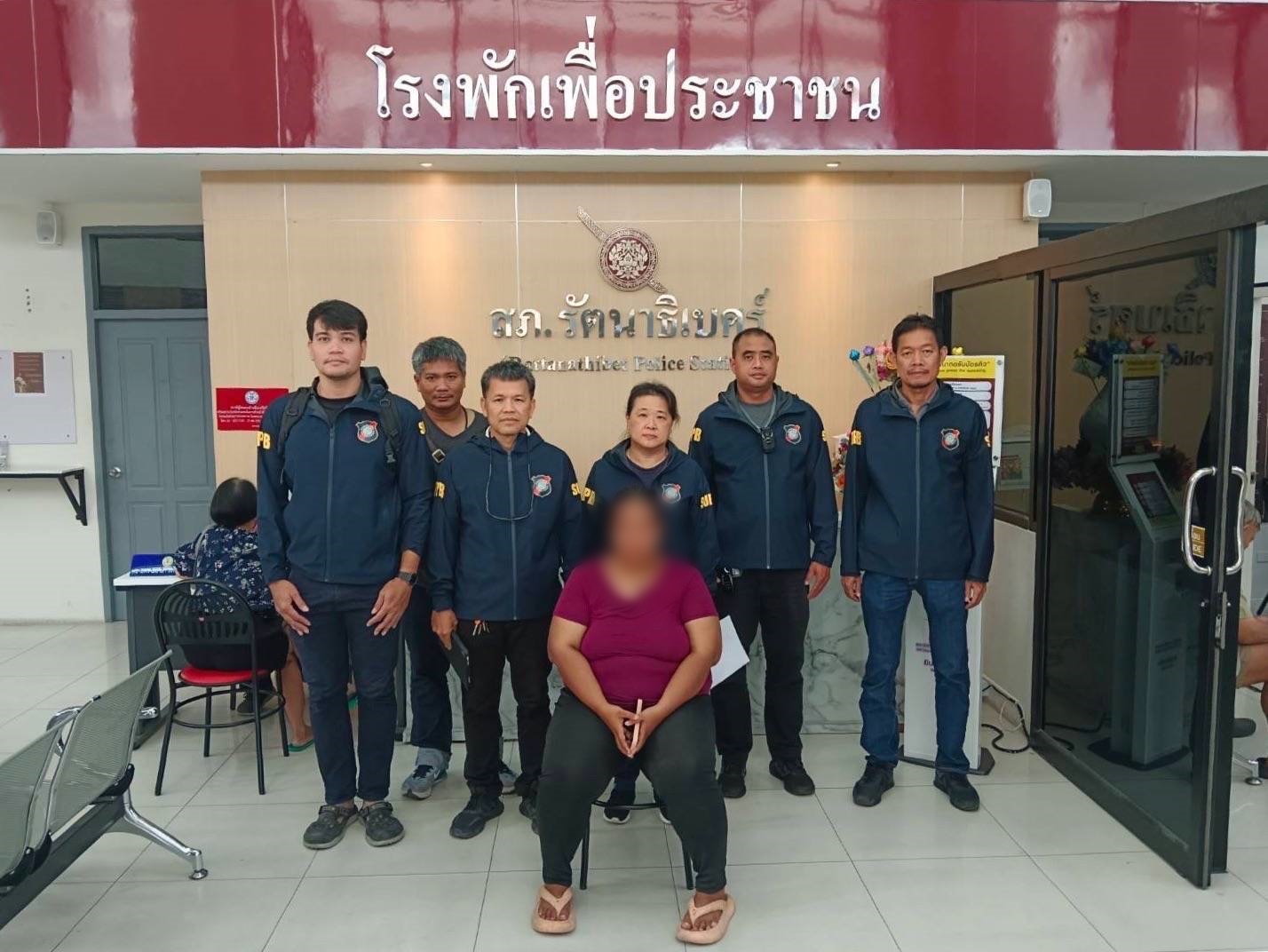 สืบท่องเที่ยว กก.2 บก.ทท.1 รวบเจ้าของบัญชีม้า หลอกโอนจองรีสอร์ทหรู และจับกุมสองไกด์เวียดนามเถื่อน 