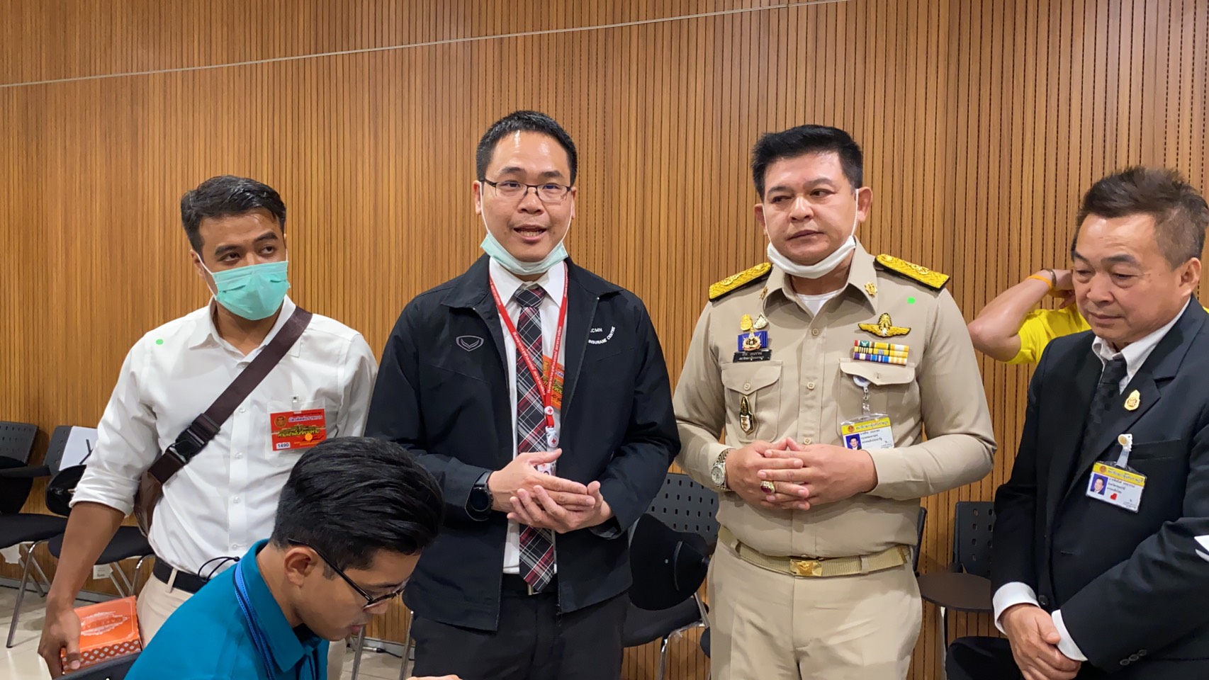 "สิระ”เตรียมเรียก รองผบ.ตร.-จนท.คดี ”น้องชมพู่”แจง ซัดสื่อชี้นำคดีจนชาวบ้านเสียหาย ย้ำไม่พบร่องรอยถูกข่มขืน
