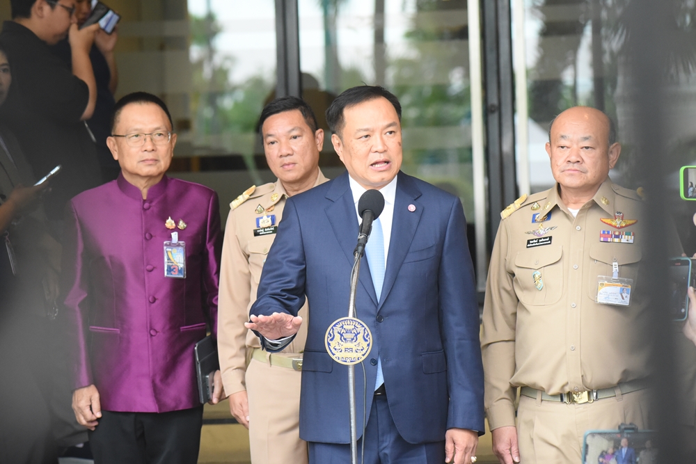 "มท.1" รับรายงานน้ำท่วมพะเยาแล้ว ควบคุมได้ไม่ต้องประกาศพื้นที่ภัยพิบัติ ยันเตือนภัยปชช.ทุกรูปแบบ 