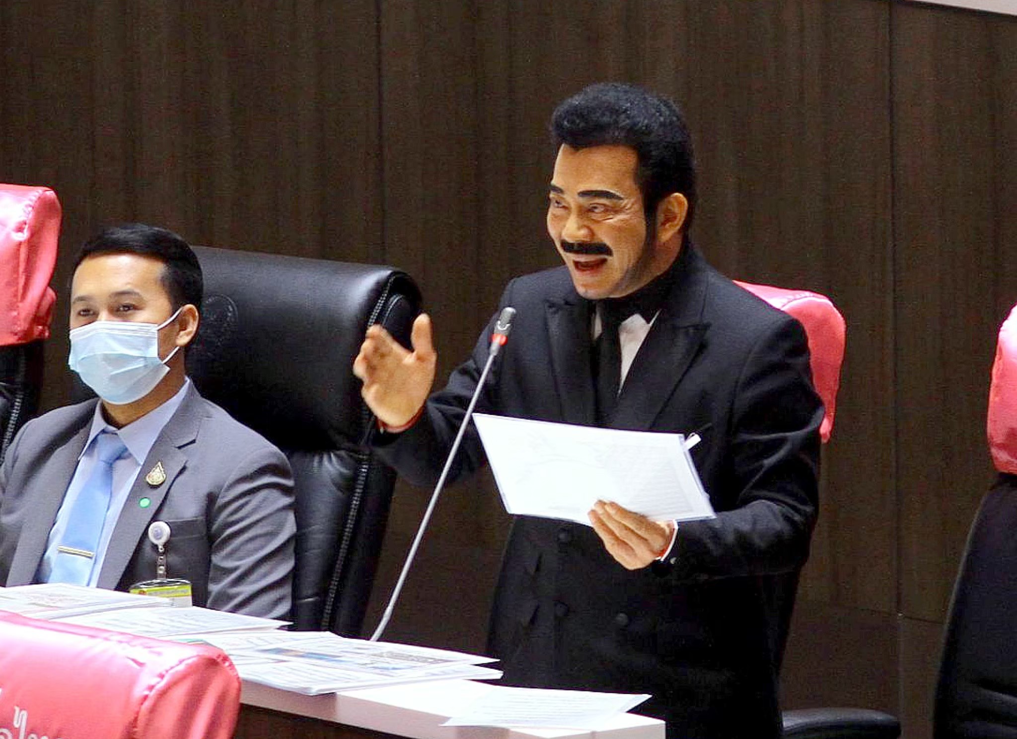 "ศรัณย์วุฒิ" ออกแถลงการณ์ทิ้งระเบิด "เพื่อไทย" โวยถูก "นักรบห้องแอร์" กลั่นแกล้ง ใส่ร้ายมาตลอด 