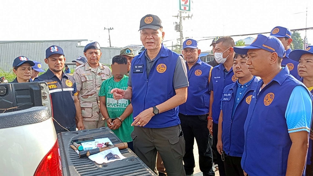 เปิดปฏิบัติการ "ฟ้าสาง" รอบที่ 2 ปูพรมค้นหาผู้ค้า-เสพยาเสพติด