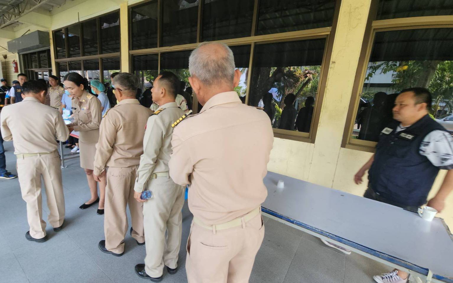 บุรีรัมย์ ลุยตรวจปัสสาวะหาสารเสพติดกำนัน​ ผญบ.​ 216 หมู่บ้าน ป้องกันยุ่งเกี่ยวยาเสพติด