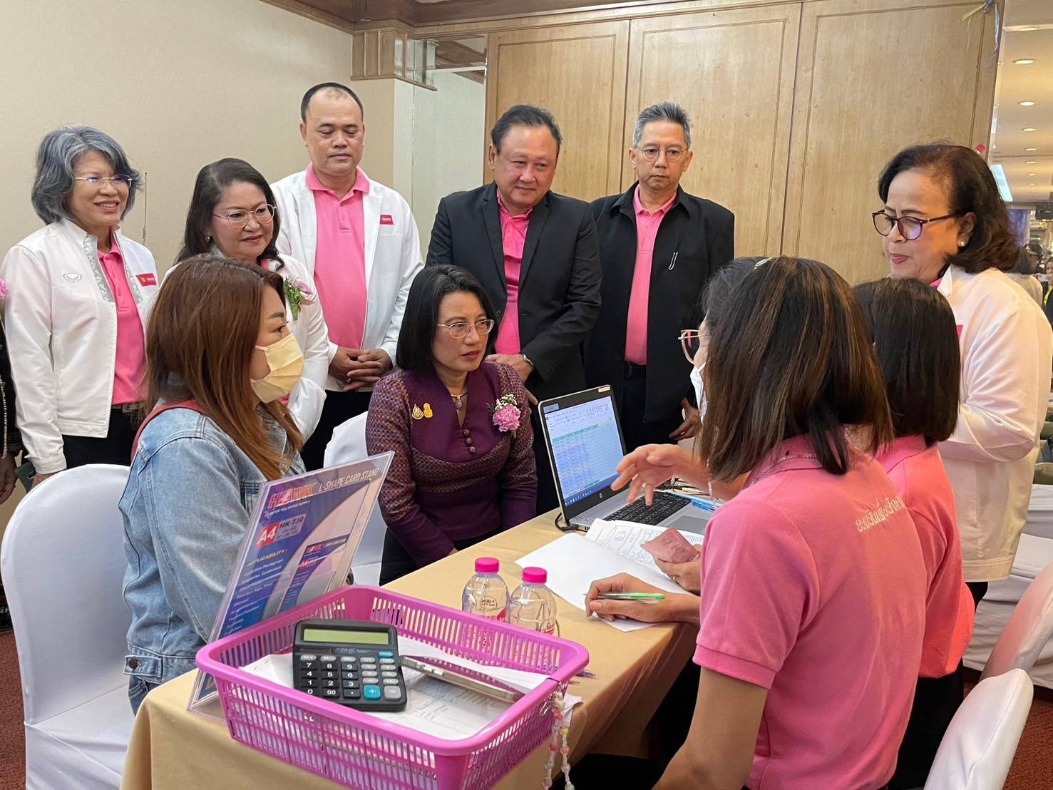 กรมคุ้มครองสิทธิฯ ลุยแก้หนี้เมืองพระยาพิชัย จังหวัดอุตรดิตถ์ ในงาน “มหกรรมแก้หนี้ สร้างวิถีแห่งความเป็นธรรม” ครั้งที่ 7 