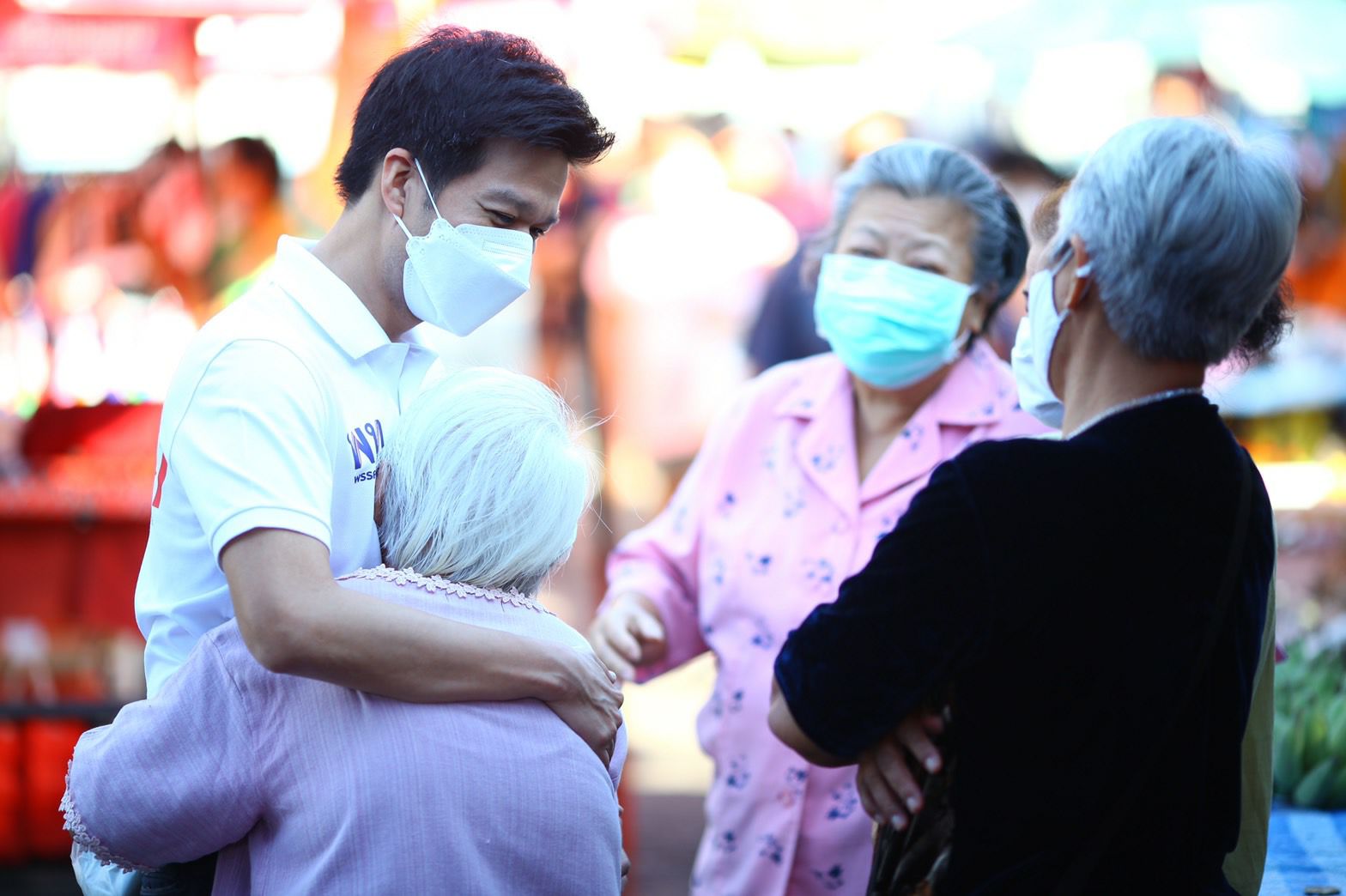 "สุรชาติ"ไม่กังวลพรรคร่วมฝ่ายค้านตัดคะแนนกันเองสนามกทม. ย้ำ 17 ปีลงพื้นที่ทุ่มเททำงานหวังคนหลักสี่-จตุจักร ได้ตัวแทนปชช.อย่างแท้จริง 