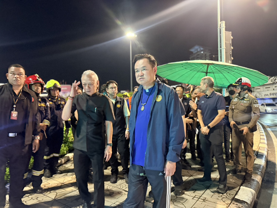 "อนุทิน" ปัดเคลียร์ใจ "วันนอร์" ปมเสนอทบทวนบทบาท กอ.รมน. ลั่น "เห็นต่างได้ อย่าคิดมาก" เตรียมคุยต่อบนเครื่องบิน