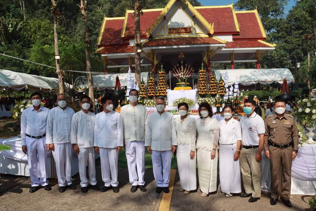 ตากบวงสรวงเจ้าพ่อพะวอ 247 ปี   วีรบุรุษชายชาตินักรบในรัชสมัยสมเด็จพระเจ้าตากสิน 