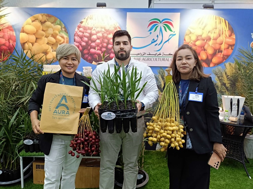 อรวรรณฟาร์ม-สวนปรีชา อินทผลัม จับมือ Karaif Lab UAE เปิดตัวต้นพันธุ์อินทผลัม ในงาน Farm Expo 2024 