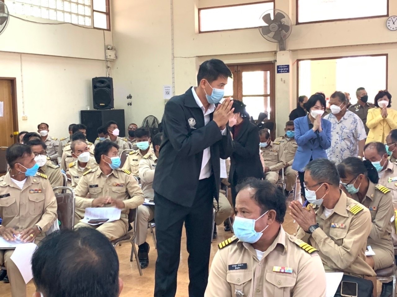 รมช.กระทรวงคมนาคมพร้อมผู้แทนลงพื้นที่ติดตามสถานะการณ์โควิด 