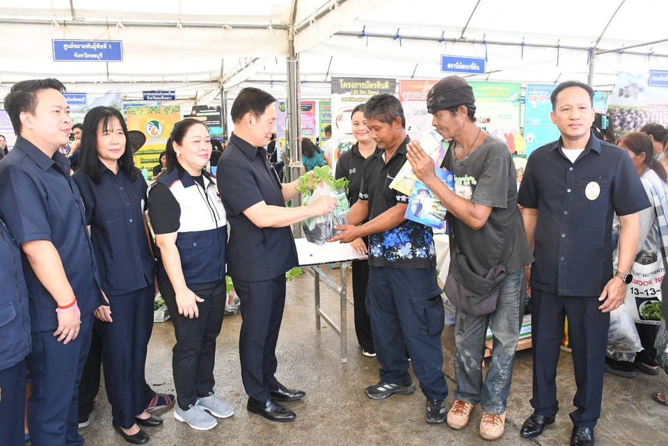 ชลบุรีจัดคลินิกเกษตรเคลื่อนที่ฯ ปี 69 ลงพื้นที่บ่อทอง ยกระดับบริการถึงมือเกษตรกร