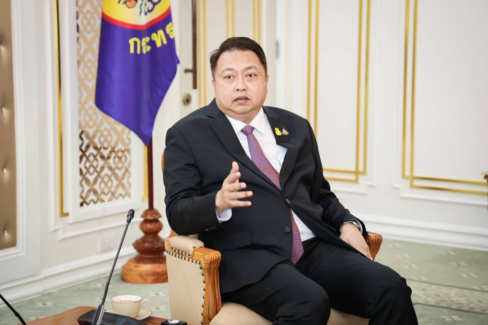 "รมว.แรงงาน" ย้ำนายจ้างสนับสนุนลูกจ้างต่างด้าวมีส่วนร่วมดูแล สิทธิ สวัสดิการ ตามกลไกระบบทวิภาคี