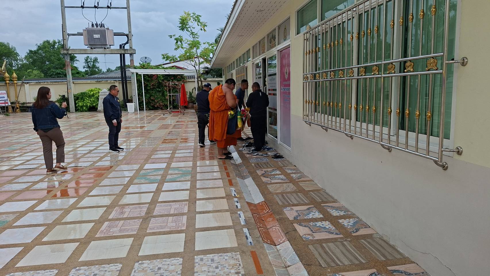 ลุยค้นวัดปากน้ำ - วัดโสธรไล่จับสึกผู้ช่วยเจ้าอาวาส-เจ้าตัวนกรู้ชิงหนีออกนอกวัด 