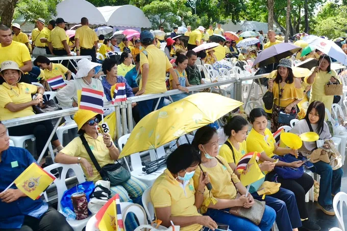ประกาศ! จุดชมขบวนเรือฯ ทุกจุด "ที่นั่งเต็มแล้ว" แนะติดตามชมการถ่ายทอดสด