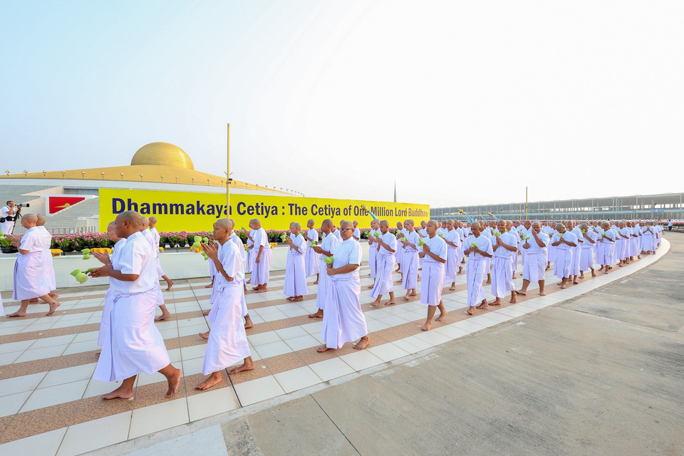 ปทุมธานี บวชสามเณร 365 รูป ฟื้นฟูพุทธศาสนา ปิดเทอมเติมธรรม สร้างเยาวชนต้นแบบ