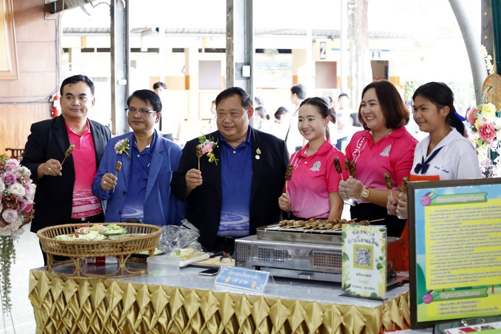 รองเลขาฯ กพฐ. เปิดงานศิลปหัตถกรรมนักเรียน ครั้งที่ 72