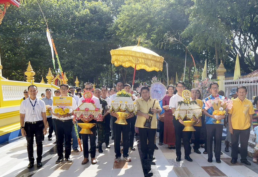 คึกคัก! ปชช.นับพันแห่ร่วมงานทอดกฐินสามัคคี วัดเนินพุทรา ระยอง