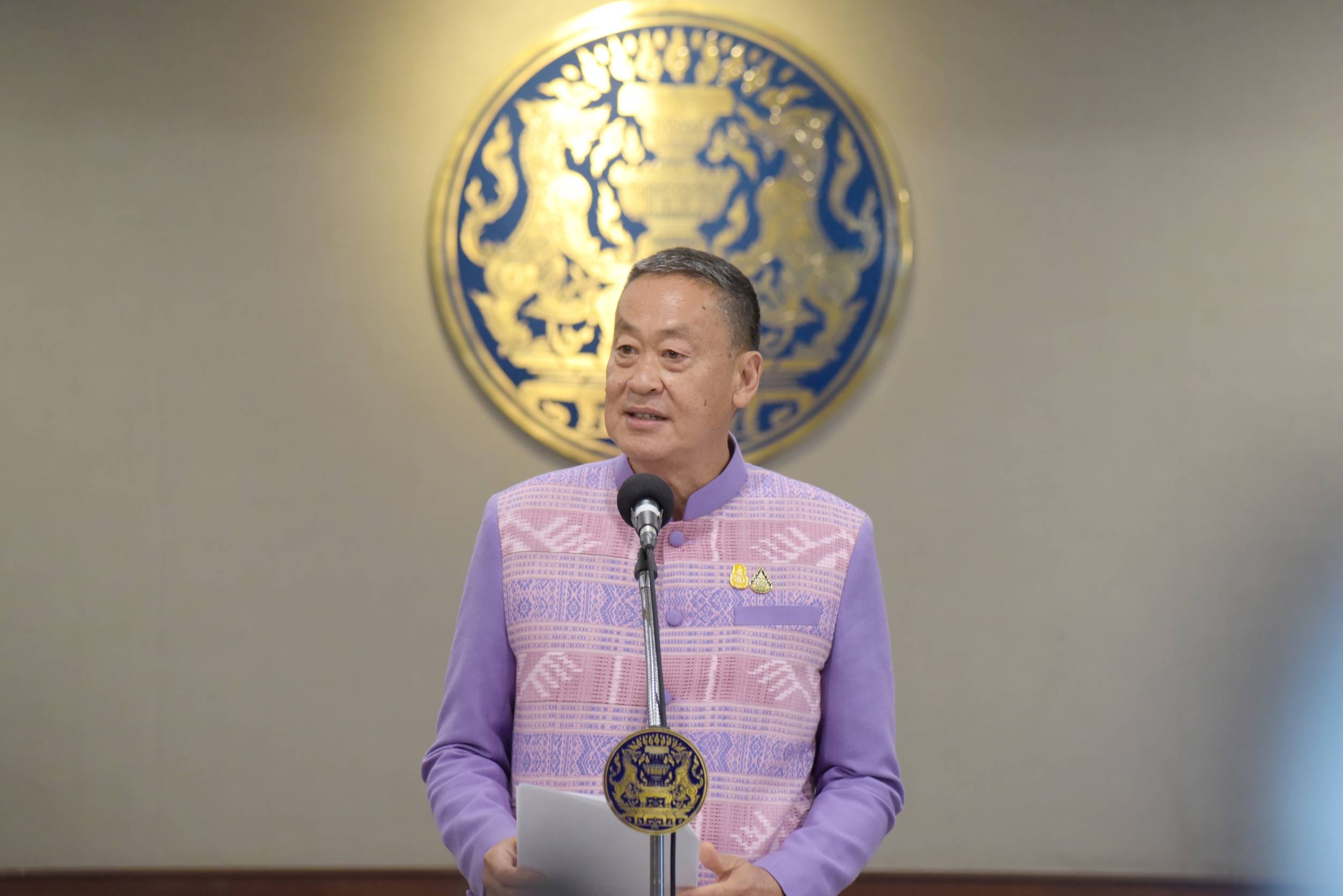 “นายกฯ” เผยบ่ายนี้ ทีมกฎหมายถกร่วม “วิษณุ” ทำคำชี้แจงศาลรัฐธรรมนูญ