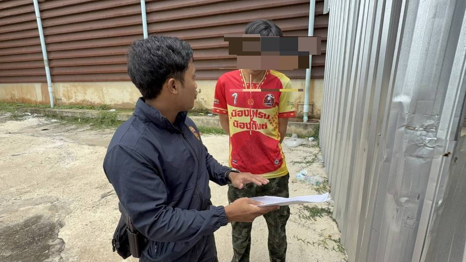  ปิดล้อม 2 จุด รวบ 2 ผู้ต้องหาตามหมายจับเครือข่ายเว็บพนัน UFA191 เงินหมุนเวียนหลายล้าน เร่งขยายผลถึงตัวการใหญ่