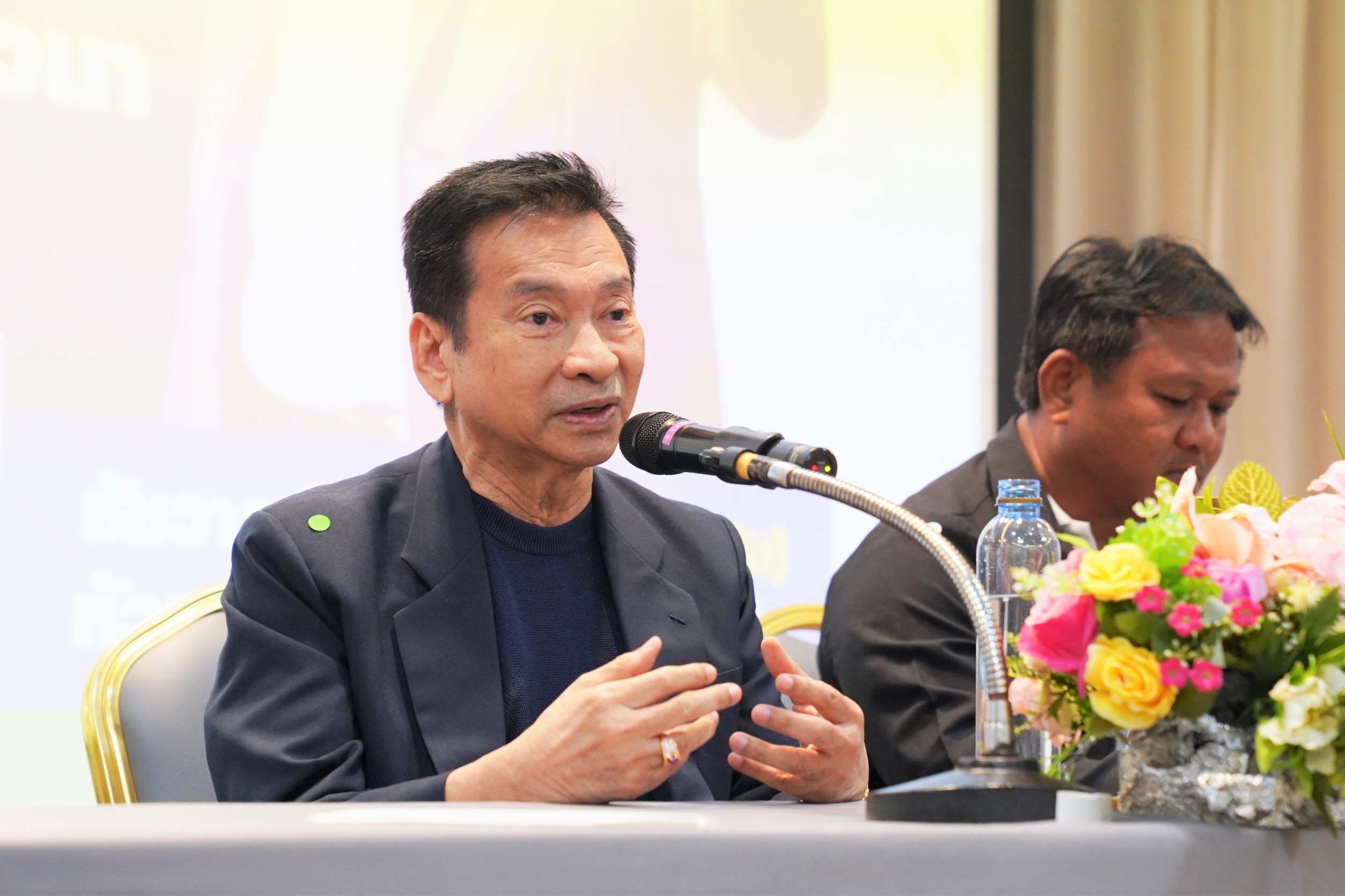 “พรรคพลังท้องถิ่นไท”จับมือ “สมาคมชาวนาฯ” เดินหน้านโยบายการพนันถูกกฎหมาย นำรายได้แก้ปัญหาหนี้สินเกษตรกร