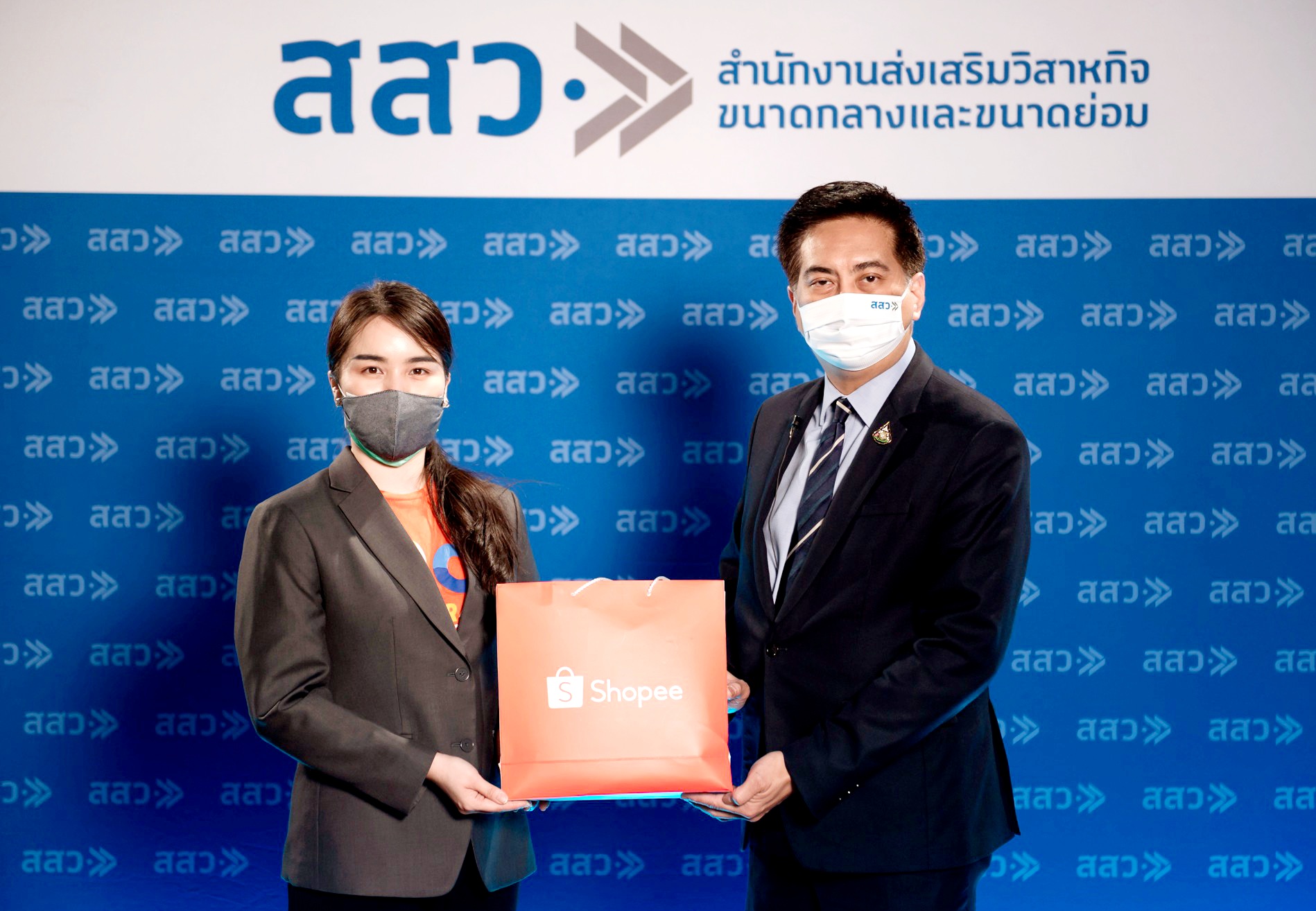 สสว.จับมือหอการค้าไทย จัดแคมเปญ “ช้อปของดี SME ไทยไฟต์โควิด” บนShopee ปรับตัวสู้โควิด