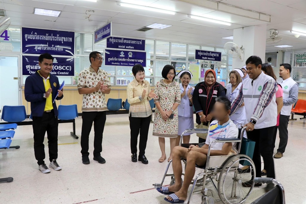 สตูลช่วยเหลือชายไทยวัย 48 ป่วยติดในมาเลเซีย ส่งกลับถึงบ้านอุดรธานี