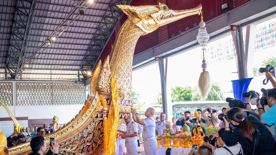 ยิ่งใหญ่สมพระเกียรติ! ทร. เปิดกำหนดการซ้อม "ขบวนพยุหยาตราทางชลมารค" ปี 2569 จัดเต็มเรือพระราชพิธี 52 ลำ กลางแม่น้ำเจ้าพระยา