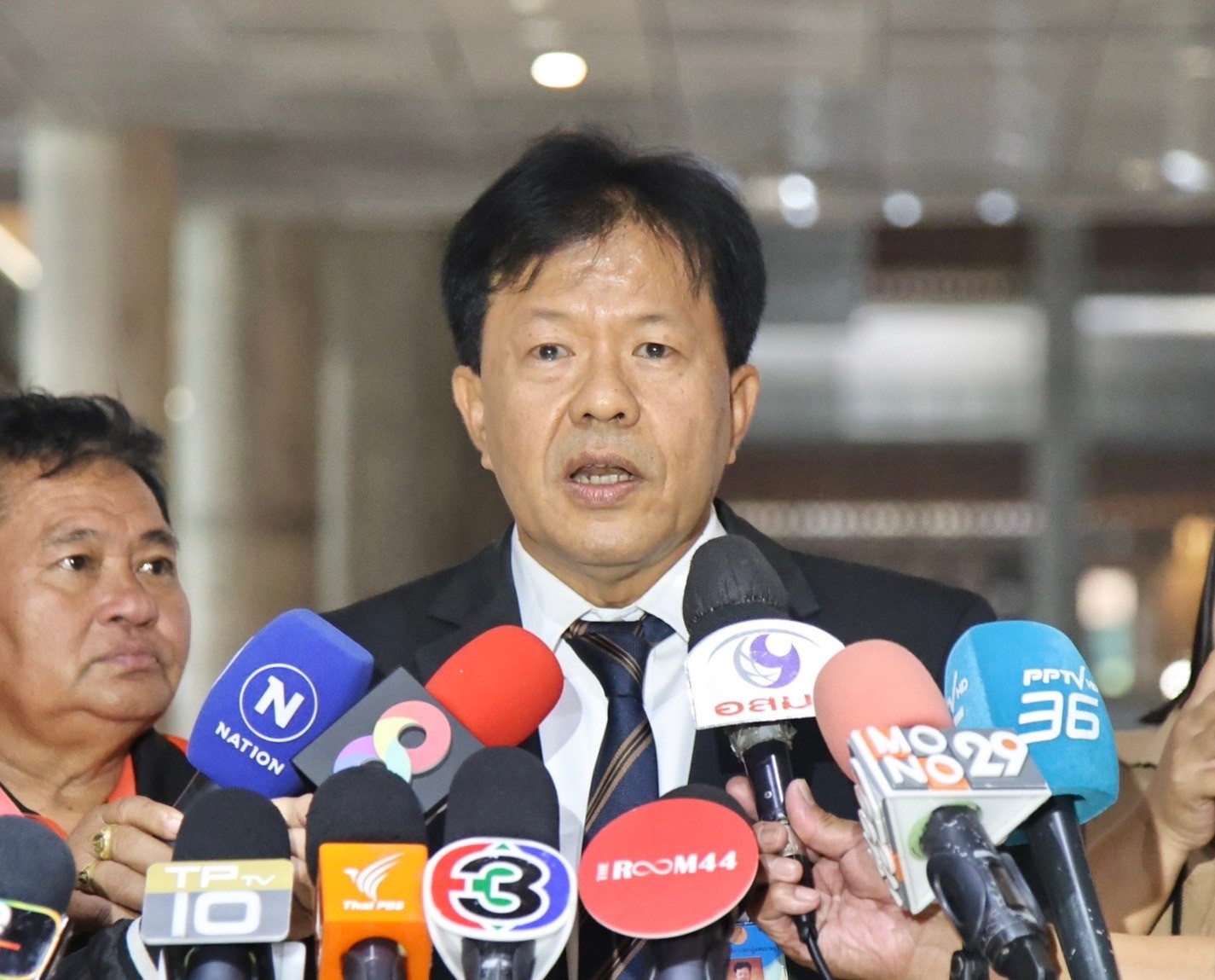 "เลขาสภาฯ" เผย "วันนอร์" บรรจุญัตติซักฟอกแล้ว ชี้อภิปรายคนนอกเป็นดุลยพินิจของ “ปธ.สภาฯ”