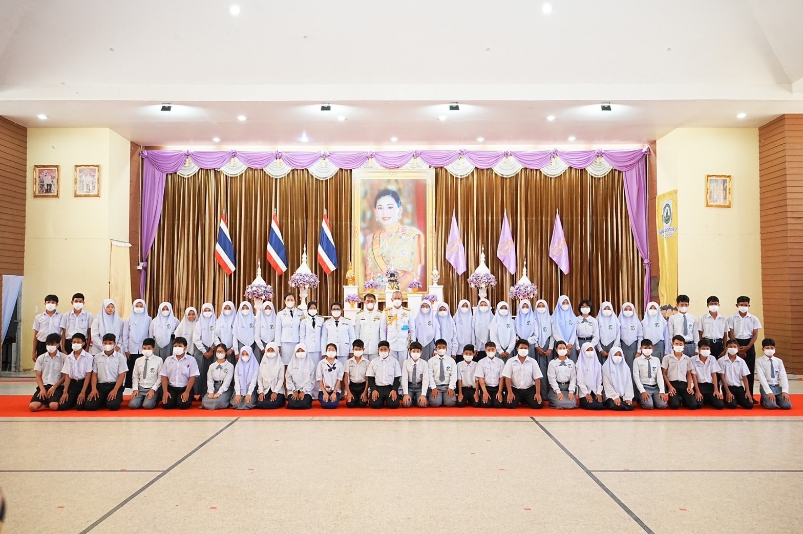 นราธิวาส จัดกิจกรรมเทิดพระเกียรติ เนื่องในโอกาสวันเฉลิมพระชนมพรรษา สมเด็จพระนางเจ้าสุทิดา พัชรสุธาพิมลลักษณ พระบรมราชินี 