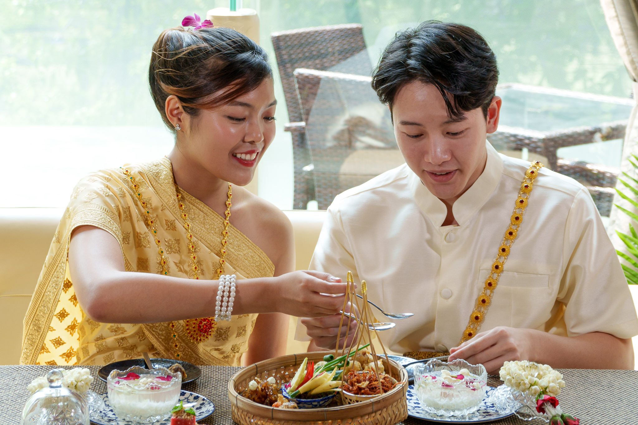 คลายร้อนเดือนเมษายนด้วย"ข้าวแช่"มรดกทางวัฒนธรรมที่จัดขึ้นปีละครั้ง