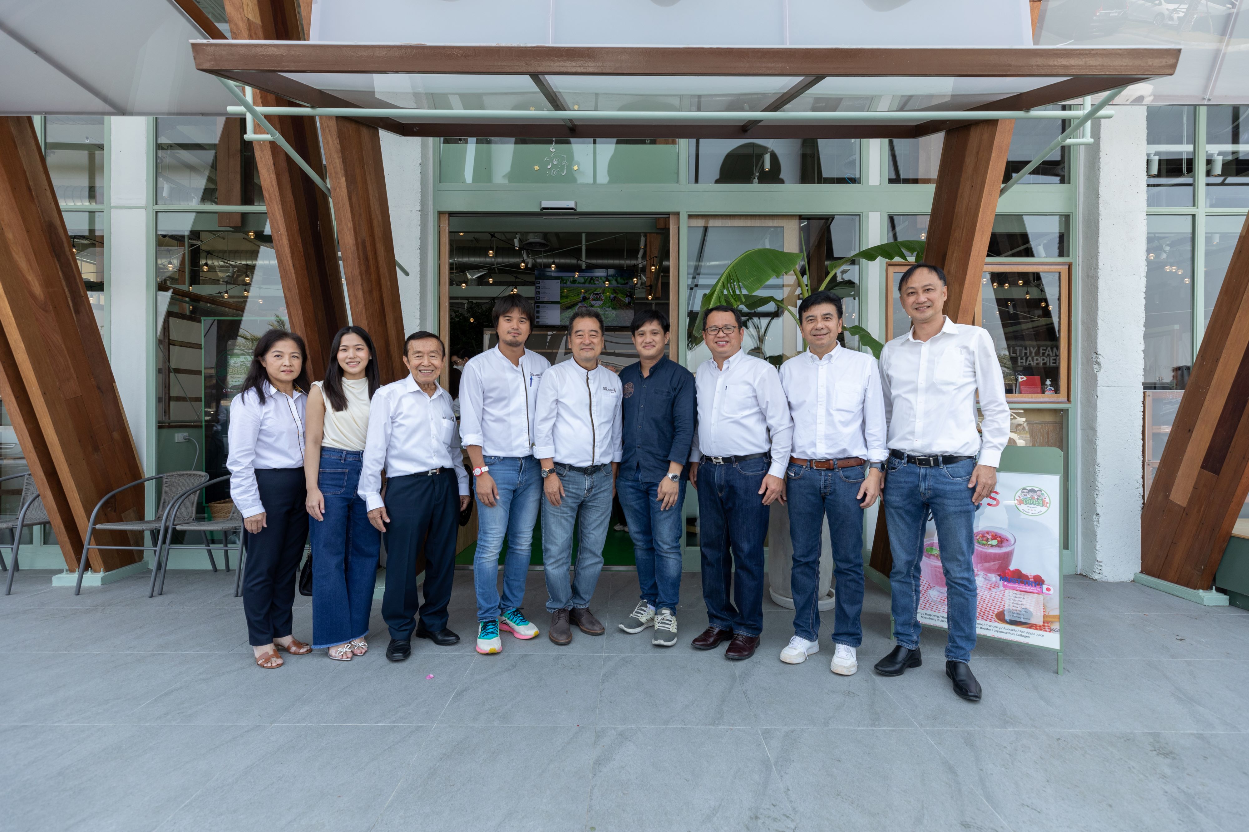 OR เปิดตัว “โอ้กะจู๋” รูปแบบ Drive-Thru สาขาแรกในพีทีที สเตชั่น เวสต์วิลเลจ บางใหญ่ เพิ่มทางเลือกอาหารสุขภาพสะดวกรวดเร็ว 
