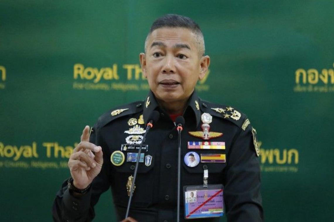 “ผบ.ทบ.” สั่งการ “กพ.ทบ.” ตั้งกรรมการสอบ หลังสังคมกระหน่ำ เหตุจัดแข่งชกสนามมวยลุมพินีทำโควิด-19 ระบาดหนัก
