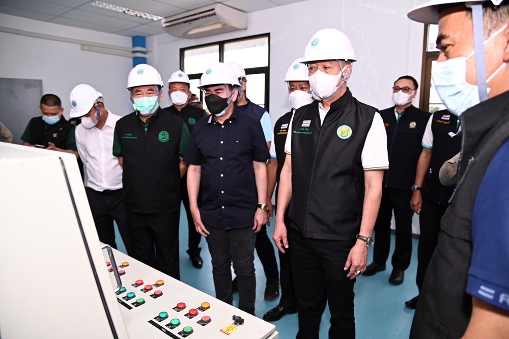 "เฉลิมชัย" ลุยพื้นที่สงขลา ติดตามโครงการบรรเทาอุทกภัยอำเภอหาดใหญ่