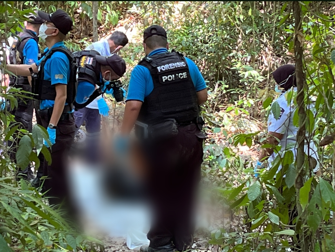 พบศพหนุ่มสวนยางถูกไฟคลอกไหม้เกรียมทั้งคนทั้งรถ