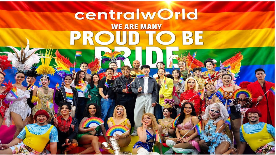 เปิดฉากคึกคัก Pride Month วันแรกสุดปัง! ผู้คนแห่ร่วมฉลองแน่น centralwOrld - Central Park