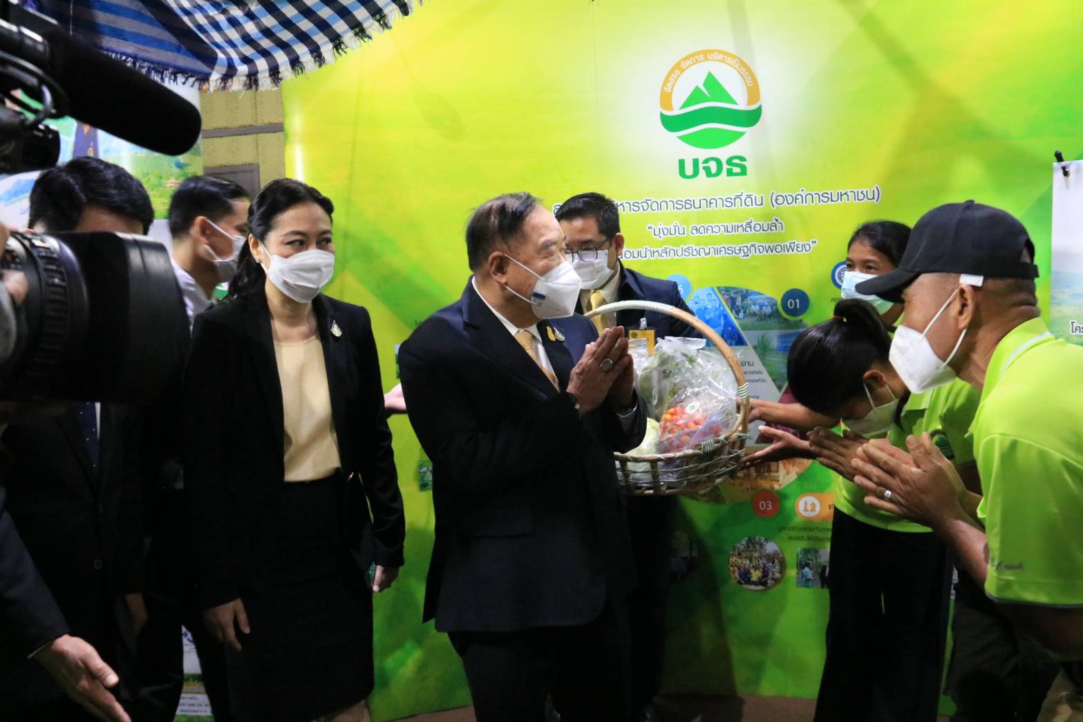 ลุงป้อม ขับเคลื่อนการบริหารจัดการที่ดินและทรัพยากรดินของประเทศ ยกระดับคุณภาพชีวิต ปชช.