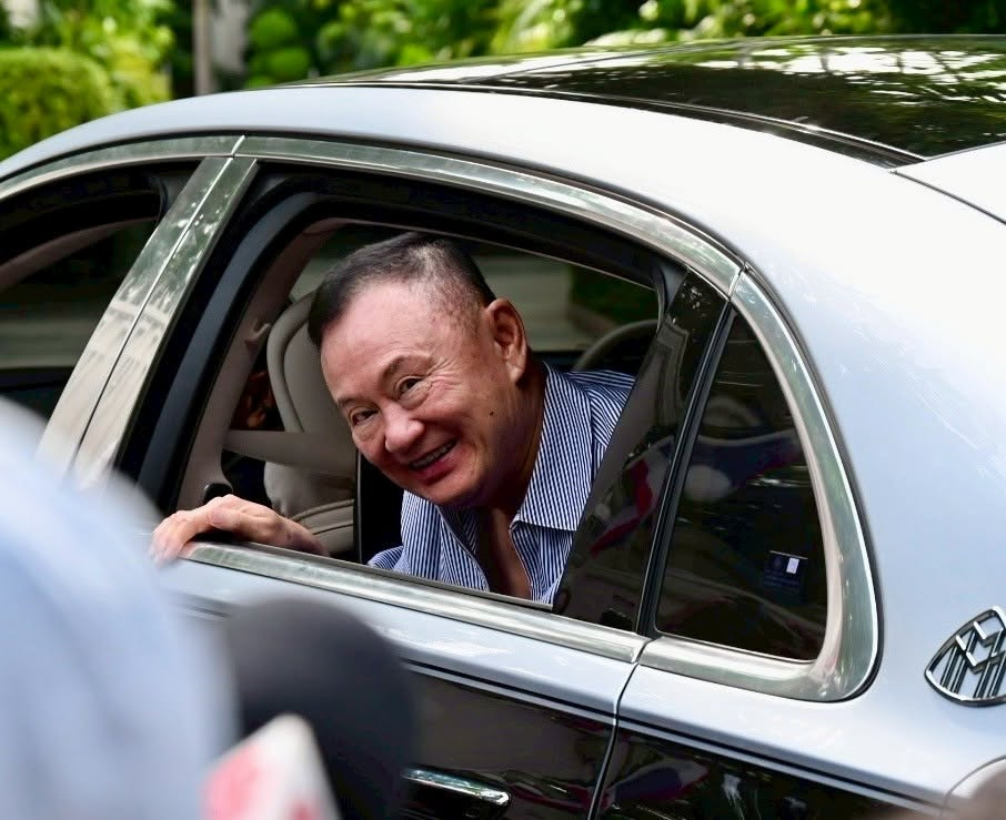 "คุมประพฤติ" แจงปมยังถอดกำไลอีเอ็ม "ทักษิณ" ไม่ได้! เหตุ "ราชทัณฑ์" ยังไม่ส่งหนังสือพ้นโทษมาให้