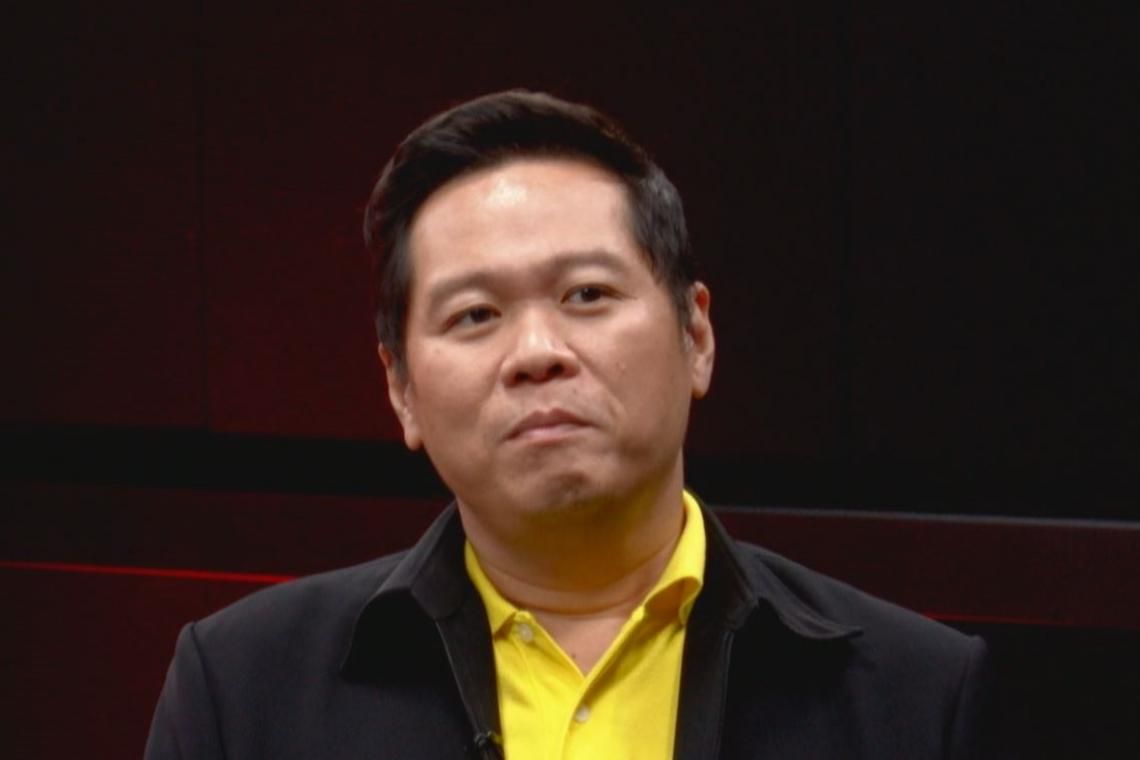 "ดร.อานนท์"ข้องใจ"อมธ."ถือสิทธิ์อะไร ประกาศใช้เพลงประจำมหาวิทยาลัยธรรมศาสตร์ทำนองมอญดูดาว แทนเพลงพระราชนิพนธ์ยูงทอง