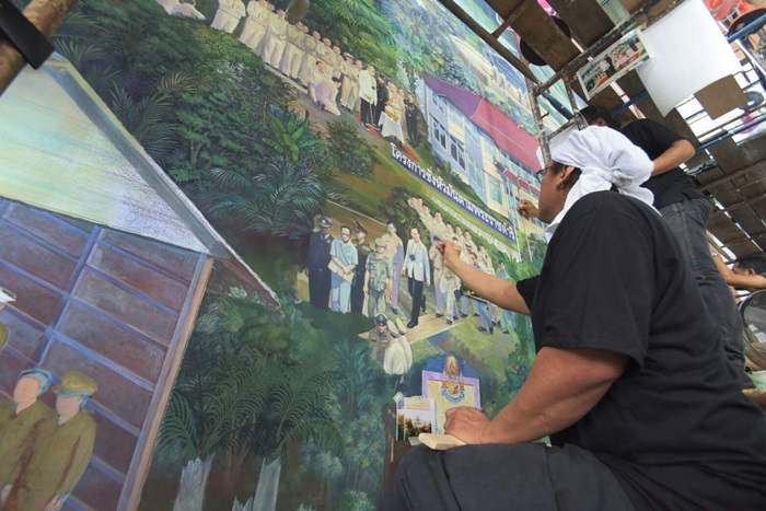 ลงสีภาพเหมือนบุคคลจิตรกรรมพระที่นั่งทรงธรรม