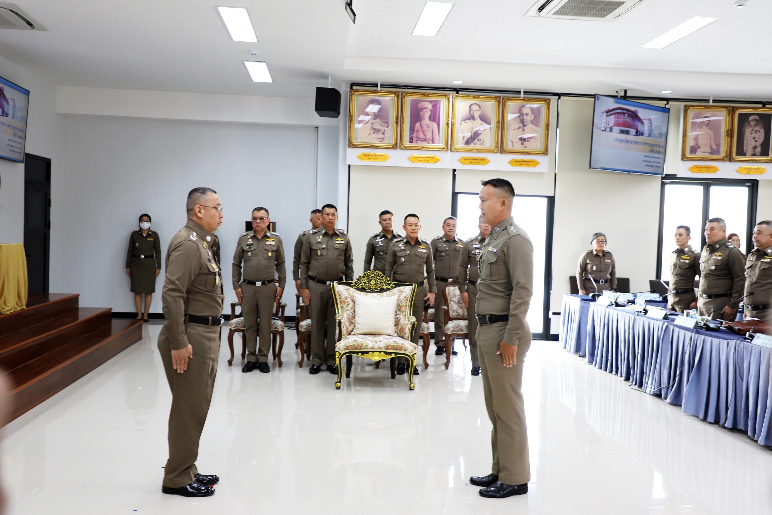 บิ๊กตุ้ย ติวเข้มทุกหน่วยในสั่งกัดตำรวจภูธรภาค 7 เร่งรัด ปราบปรามยาเสพติด ลักลอบจำหน่าย บุหรี่ไฟฟ้า และแก๊สหัวเราะ