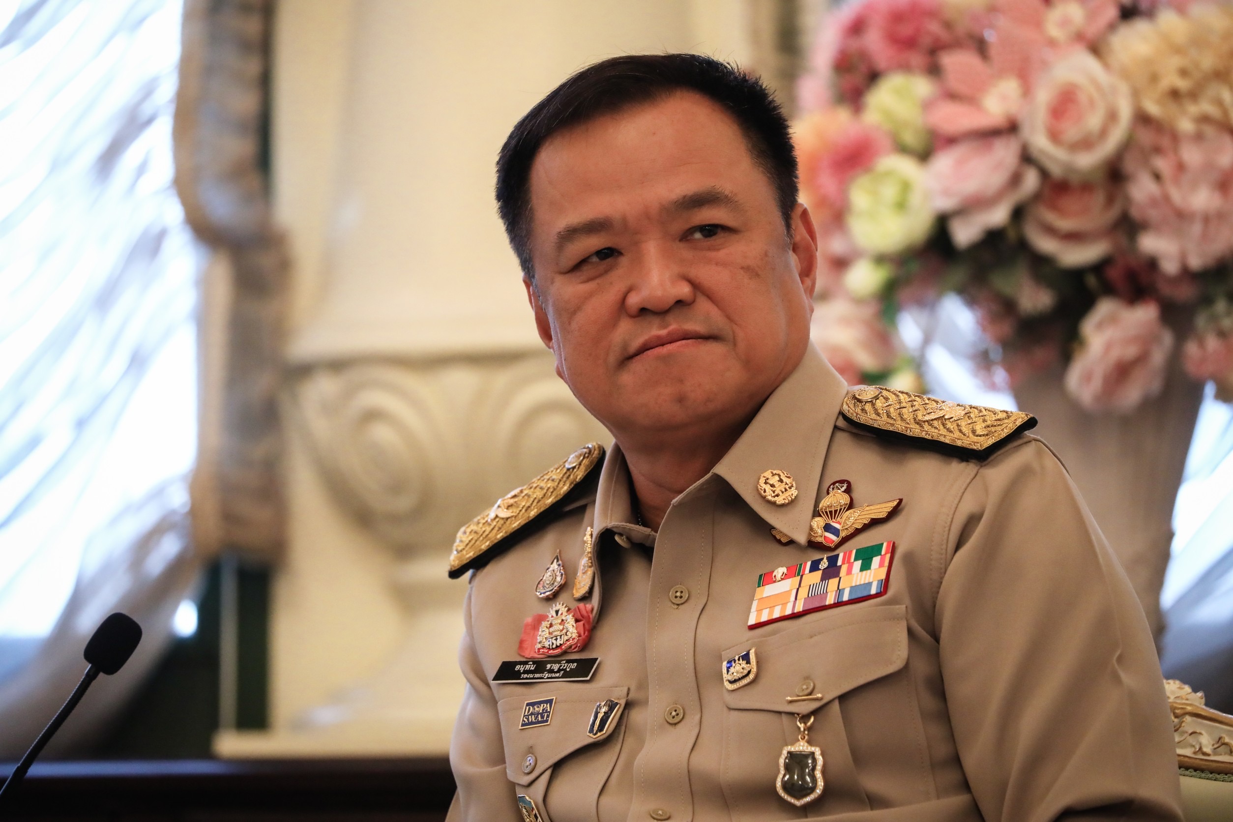 “อนุทิน” กำชับ “เจ้าหน้าที่รัฐ” ตอบปม “ต่างชาติ” ป่วน “ภูเก็ต” มั่นใจลอยนวลยาก