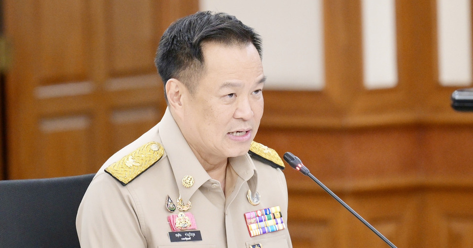 “อนุทิน” นำทีม “ภท.” ยื่นร่างแก้ รธน. ต่อ “ประธานรัฐสภา” พรุ่งนี้ เปิดทางมี สสร.100 คน ยกร่างฉบับใหม่