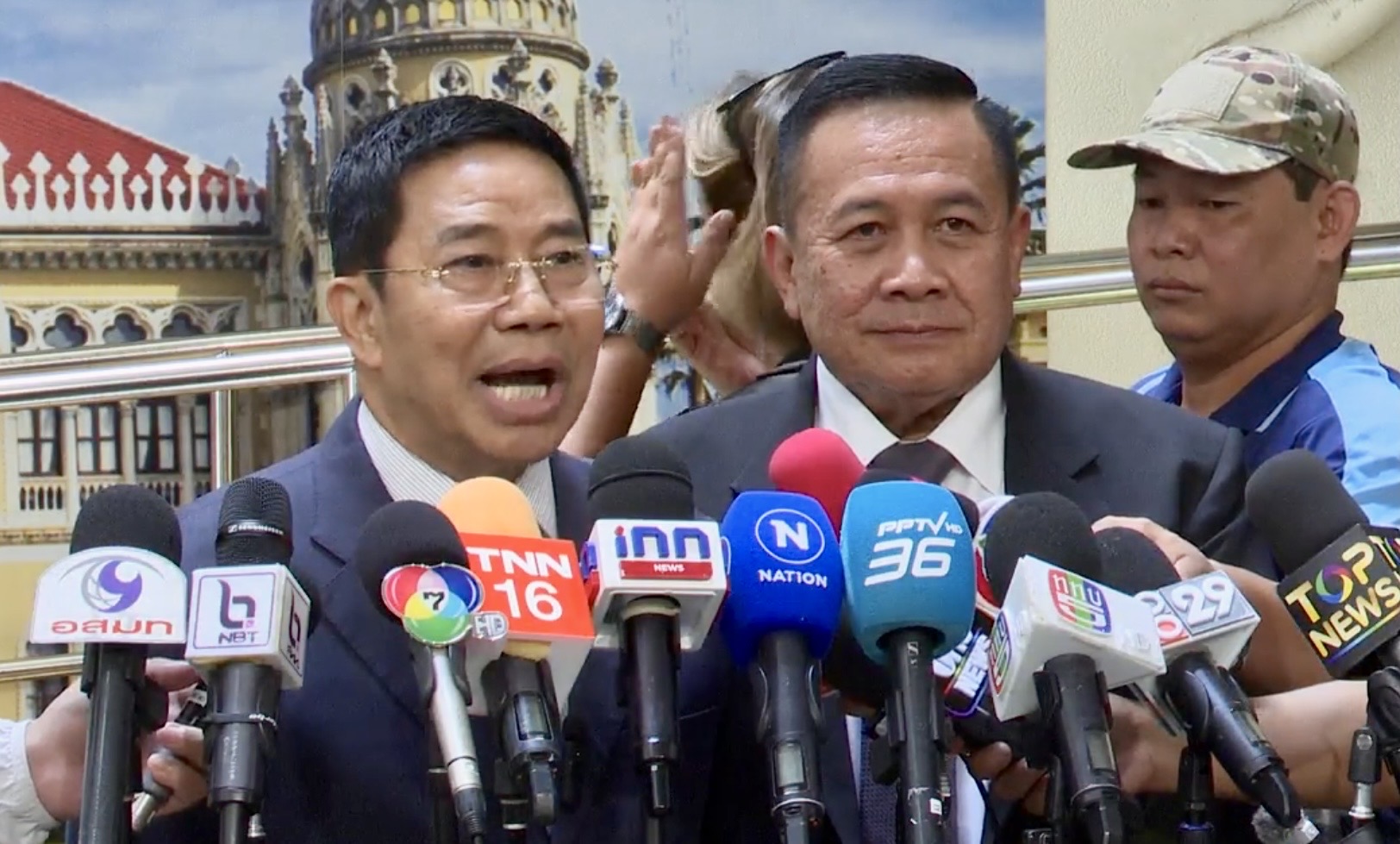 ‘พิชิต’ ขออย่าตีเป็นประเด็นการเมือง หวังฟอกขาวคดี‘จำนำข้าว’ แย้มแค่พบเบาะแส เร่งขาย ตีเป็นข้าวเน่า เผยมีคนยื่น DSI ตรวจสอบแล้ว