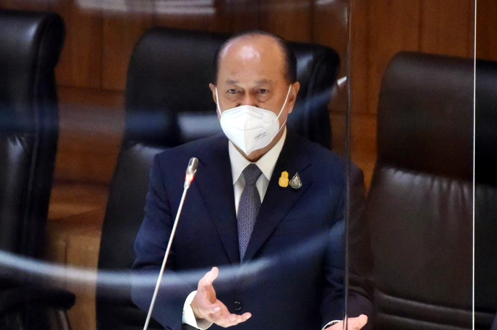 “บิ๊กป๊อก” ลั่นกลางศึกซักฟอก ไม่มีอวยยศคนทำผิด! แจงสั่งลงโทษ ขรก.เรียกรับประโยชน์แล้ว 