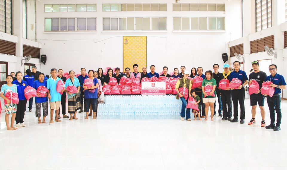 ออมสิน ​ไม่ทิ้งกัน!  เร่งสปีดส่ง “ถุงออมสินห่วงใย” 500 ชุด บรรเทาทุกข์ชาวน่านหลังน้ำป่าทะลัก