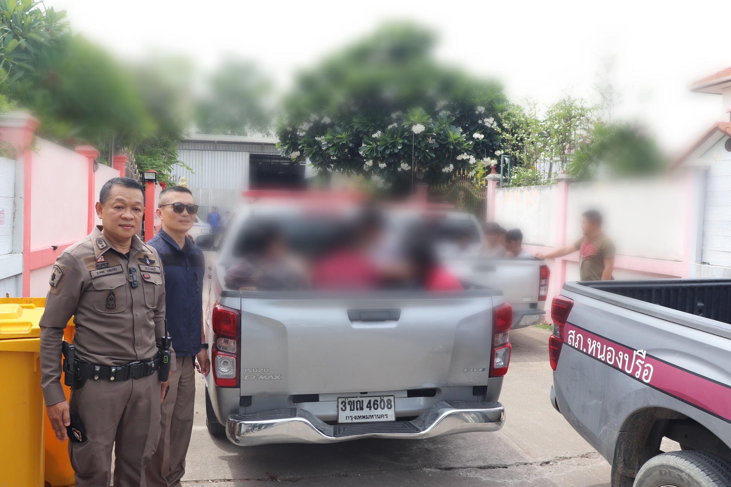 ตร.ภาค 2 บุกทลายแก๊งอินเดียเปิดเว็บพนันข้ามชาติ เงินหมุนเวียนกว่า 100 ล้านบาท แอดมิน 21 คน