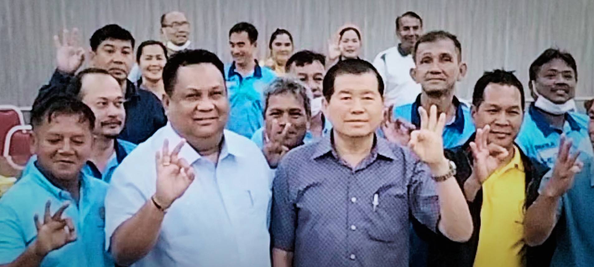 'นิพนธ์'จัดเต็ม 8 นโยบายในยุทธศาสตร์สร้างเงิน พร้อมฝาก'สมยศ'ผู้สมัครส.ส.ปชป.เขต 3 สงขลาไว้ด้วย
