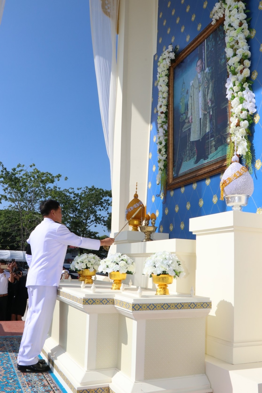 หน่วยงานราชการทุกภาคส่วนในจ.กาฬสินธุ์ร่วมพิธีบวงสรวงพระเมรุมาศจำลอง 