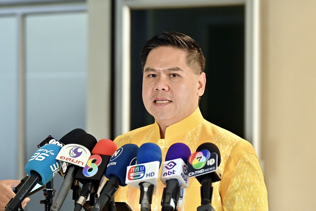 "วราวุธ" สั่ง พม.จังหวัดเสี่ยง รับมือพายุวิภา ลุยกาง "Risk Map" ดูแลกลุ่มเปราะบาง
