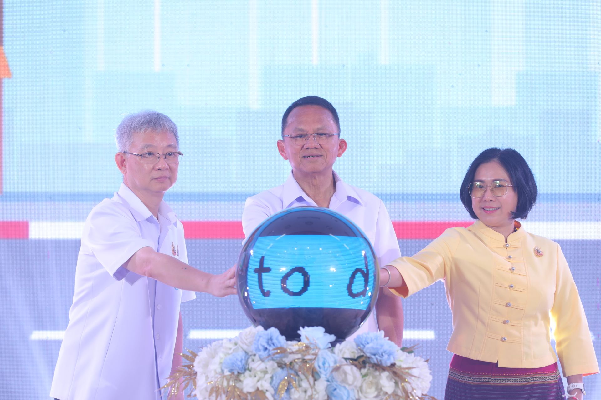 “สมศักดิ์” เปิดงาน “ขับขี่ปลอดภัยใส่ใจสุขภาพ” ชูสุโขทัยโมเดลลดอุบัติเหตุจากท้องถนน 