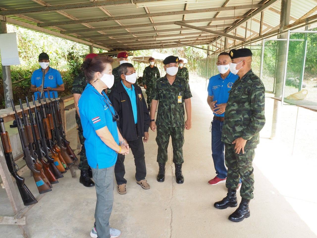   ผอ.ศปพร. เป็นประธานพิธีเปิดการฝึกทบทวนกองพันราษฎรอาสารักษาหมู่บ้าน อําเภอสุไหงโกลก   